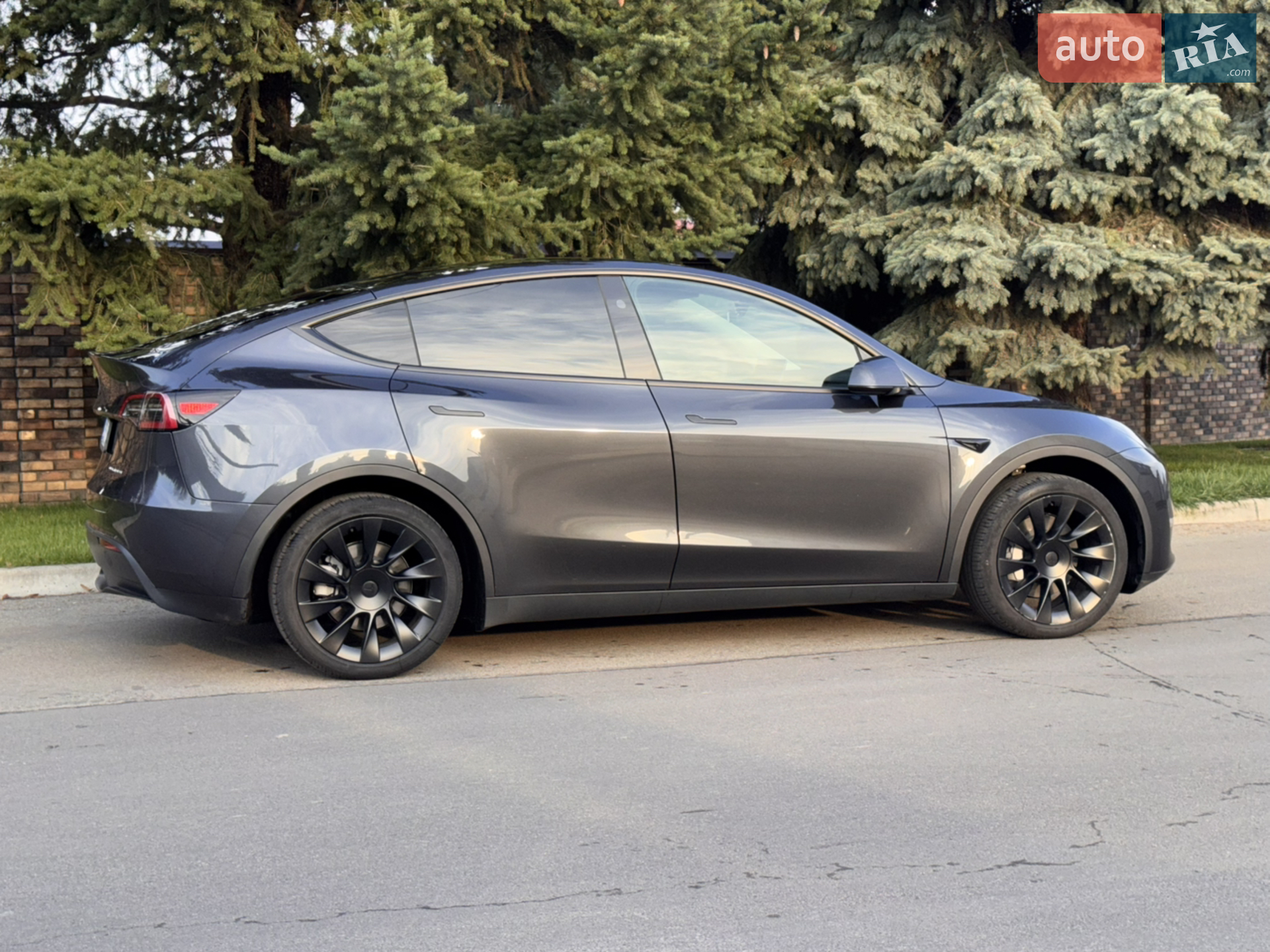 2024 Tesla Model Y - мініатюра 24
