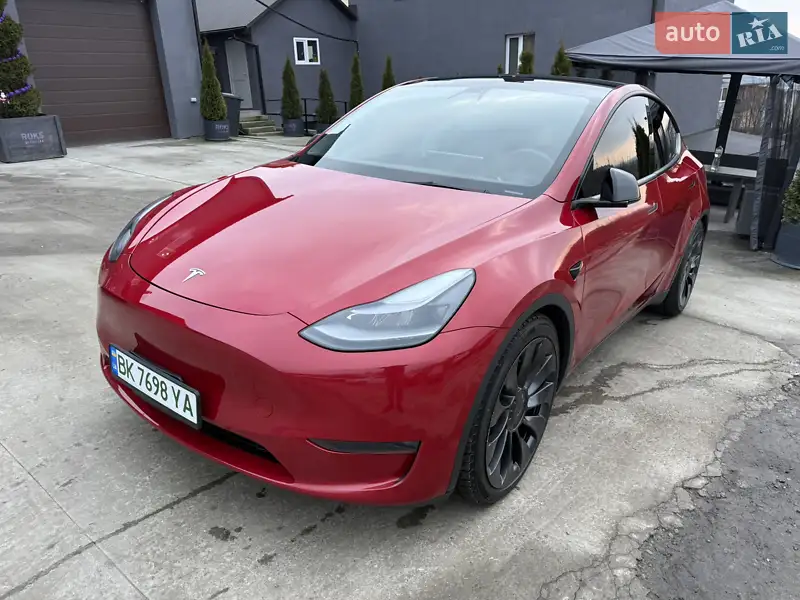 Tesla Model Y