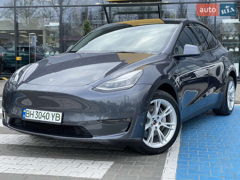 Tesla Model Y 2022 Tesla Model Y 2022