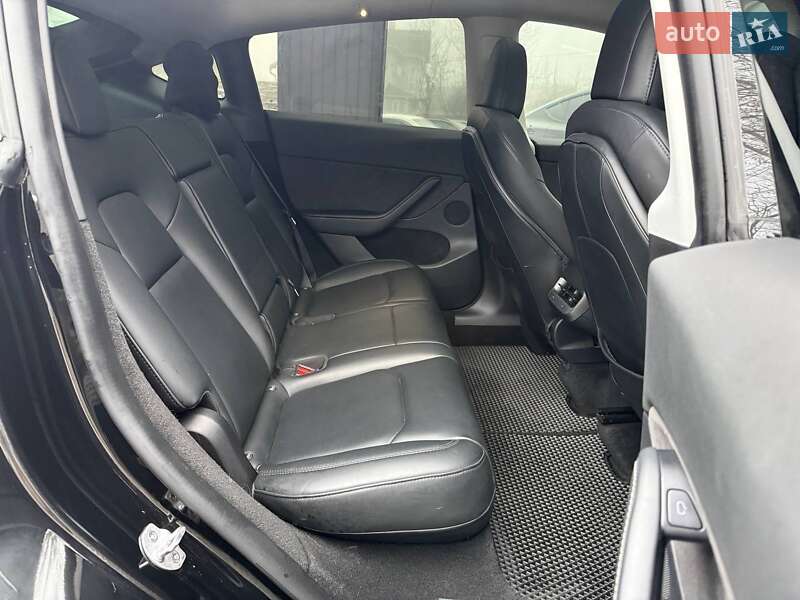 Внедорожник / Кроссовер Tesla Model Y 2022 в Хмельницком