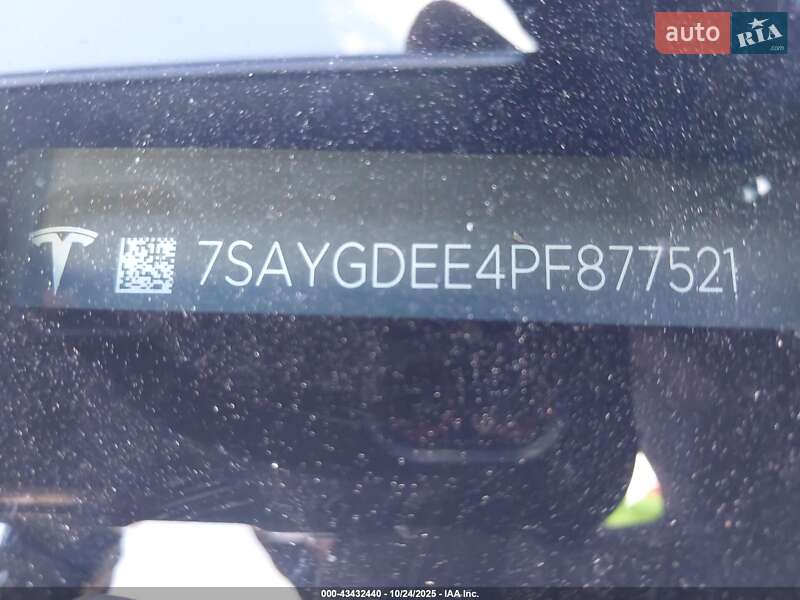 Внедорожник / Кроссовер Tesla Model Y 2023 в Львове