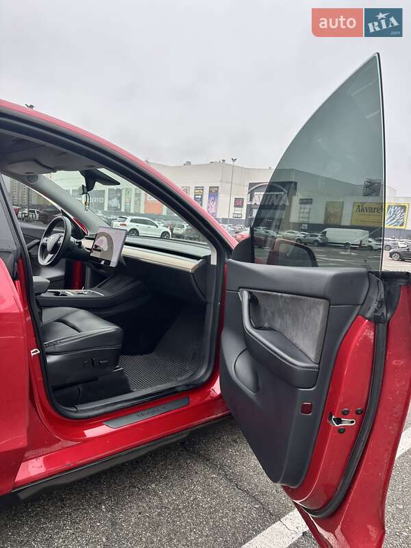 Внедорожник / Кроссовер Tesla Model Y 2020 в Киеве фото 10 Внедорожник / Кроссовер Tesla Model Y 2020 в Киеве