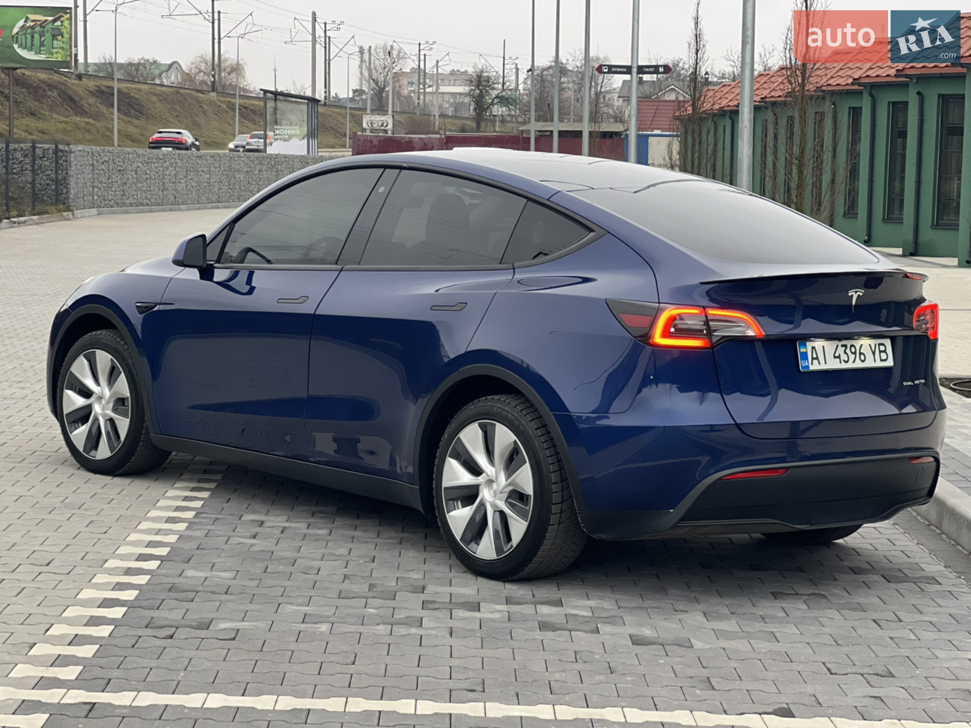 2020 Tesla Model Y - мініатюра 4