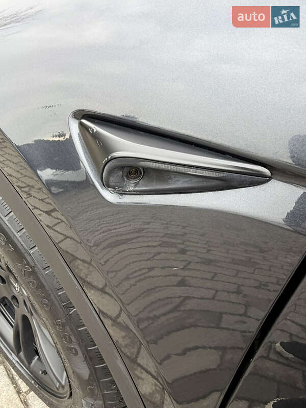 Внедорожник / Кроссовер Tesla Model Y 2024 в Львове