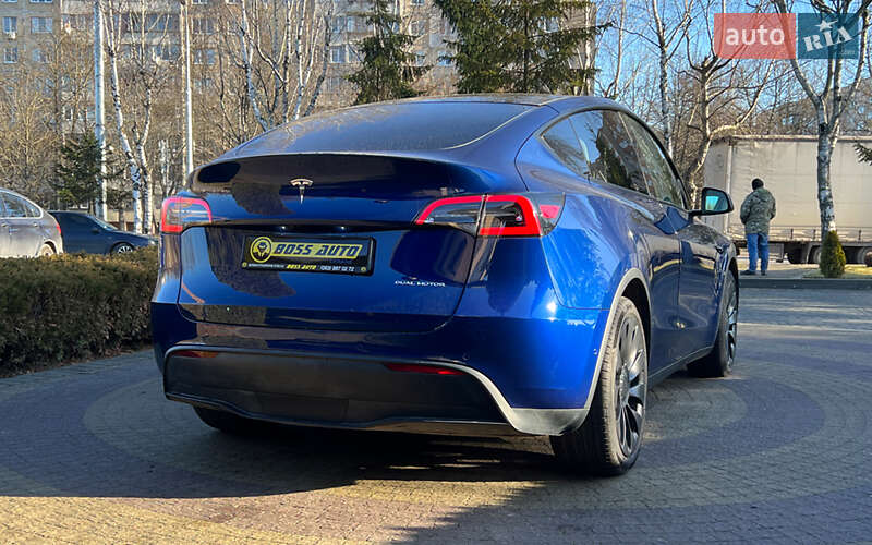 Внедорожник / Кроссовер Tesla Model Y 2021 в Львове