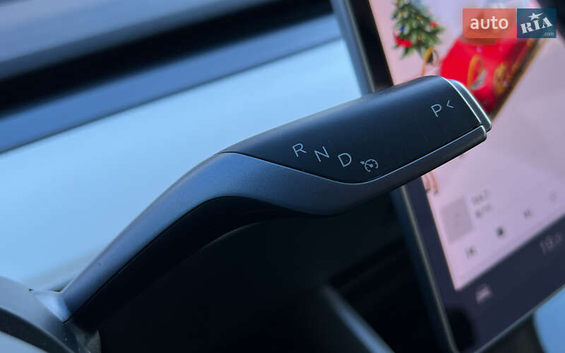 Внедорожник / Кроссовер Tesla Model Y 2021 в Львове