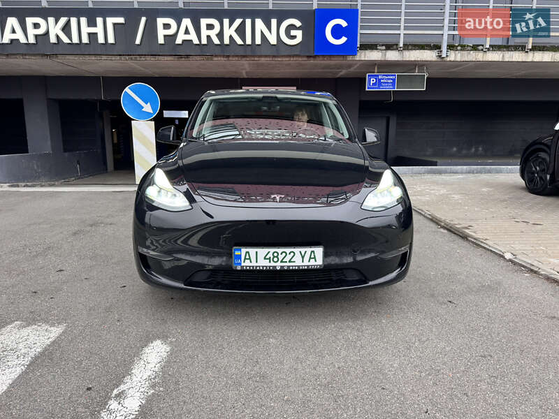 Внедорожник / Кроссовер Tesla Model Y 2022 в Киеве