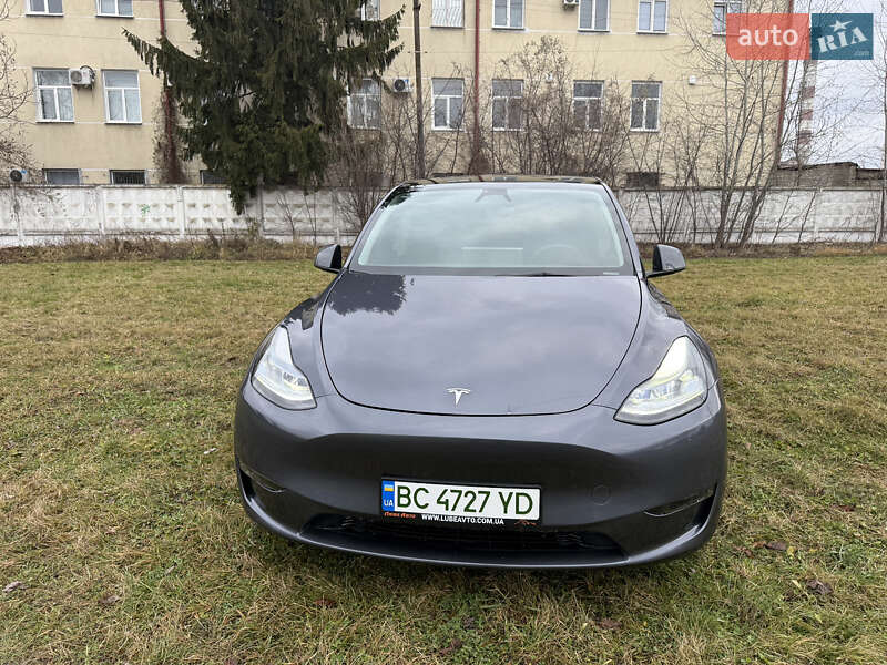 Внедорожник / Кроссовер Tesla Model Y 2023 в Львове