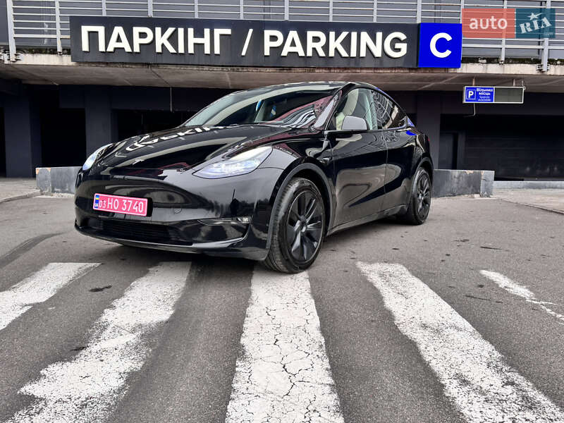 Tesla Model Y 2024 Tesla Model Y 2024