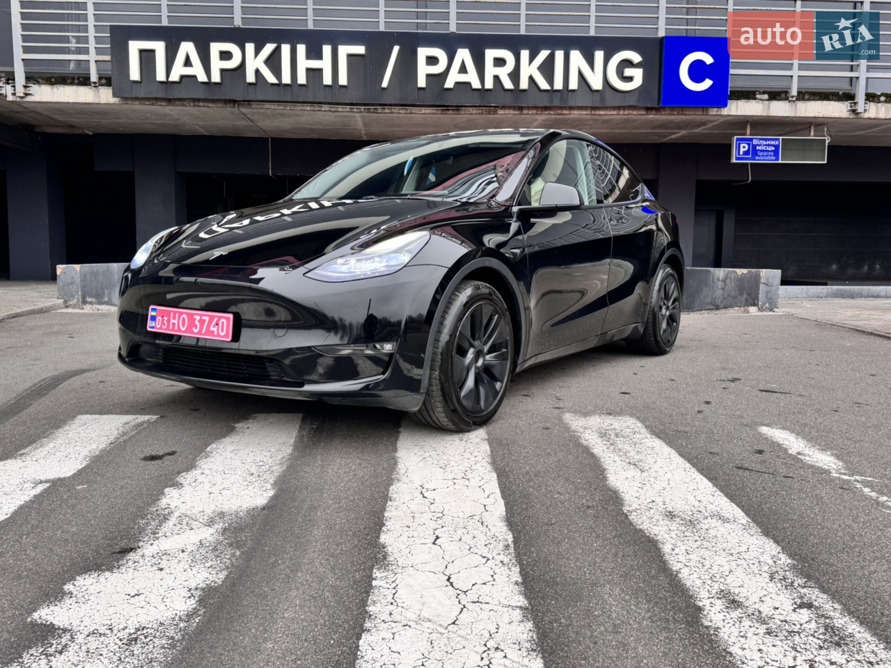 2025 Tesla Model Y - мініатюра 28