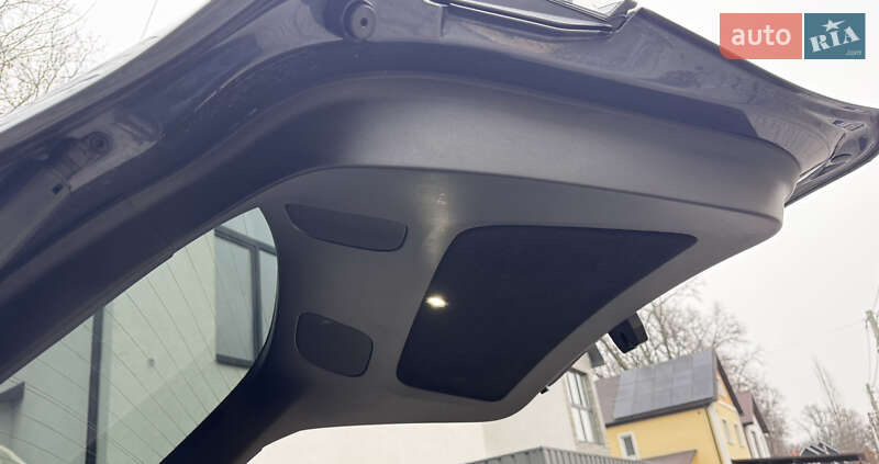 Внедорожник / Кроссовер Tesla Model Y 2022 в Киеве