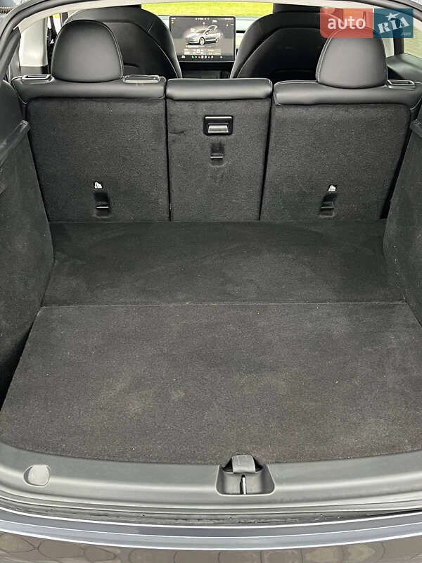 Внедорожник / Кроссовер Tesla Model Y 2023 в Тернополе фото 25 Внедорожник / Кроссовер Tesla Model Y 2023 в Тернополе