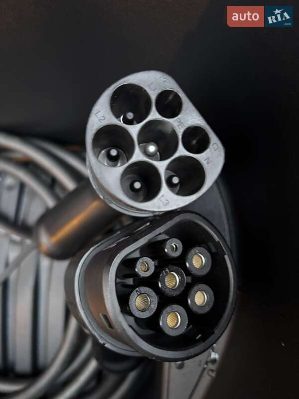 Внедорожник / Кроссовер Tesla Model Y 2021 в Львове