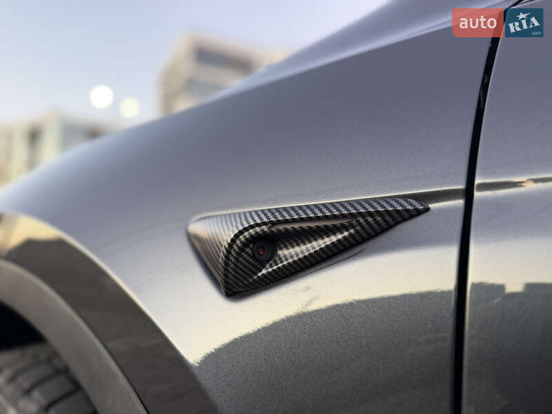 Позашляховик / Кросовер Tesla Model Y 2024 в Львові