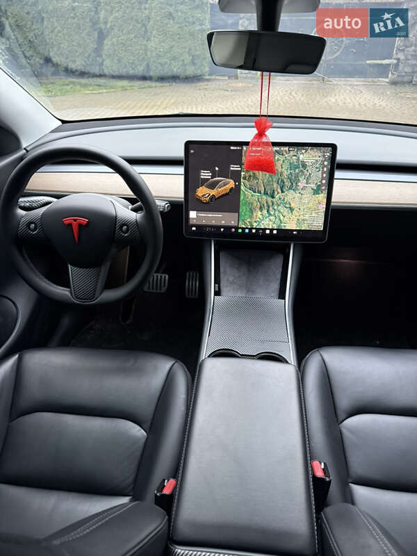 Внедорожник / Кроссовер Tesla Model Y 2020 в Львове