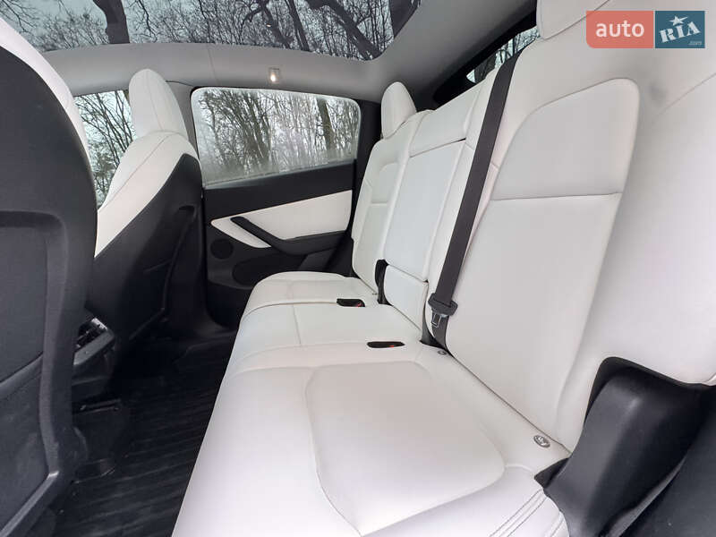 Внедорожник / Кроссовер Tesla Model Y 2021 в Виннице
