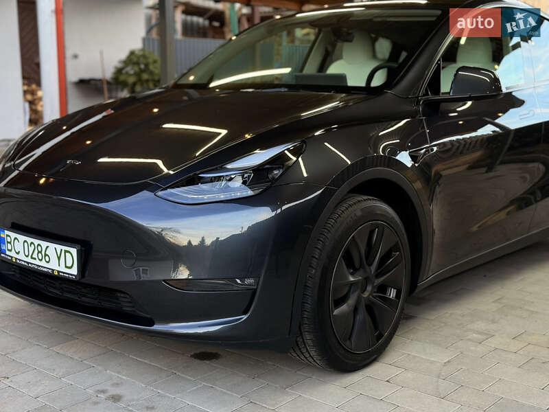 Внедорожник / Кроссовер Tesla Model Y 2025 в Львове