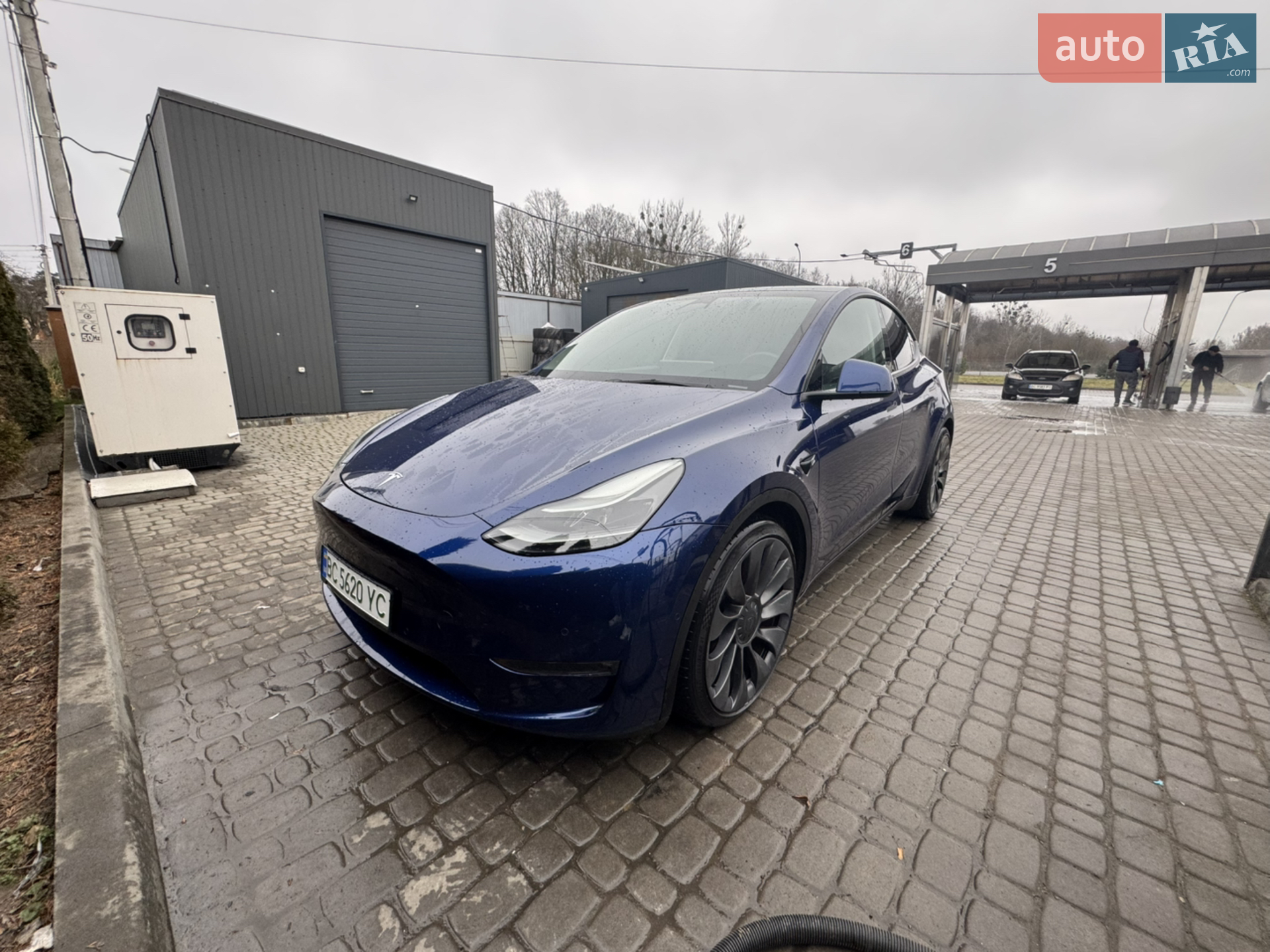 2022 Tesla Model Y - мініатюра 3