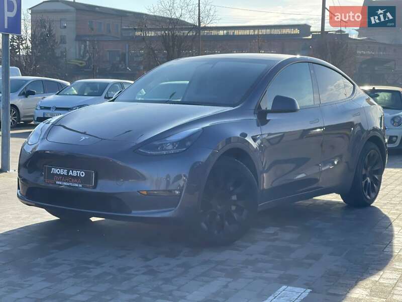 Tesla Model Y 2022