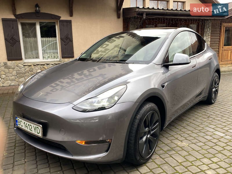 Внедорожник / Кроссовер Tesla Model Y 2024 в Львове