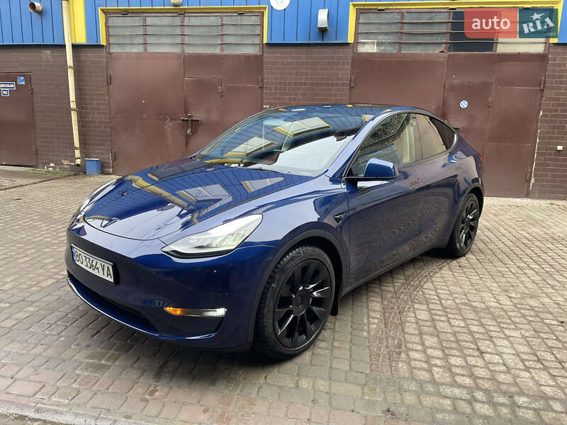 Tesla Model Y 2021