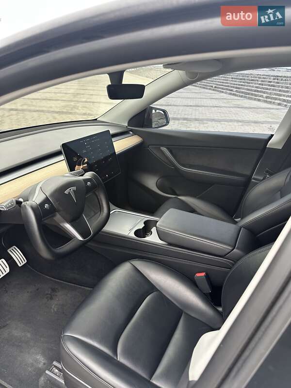 Внедорожник / Кроссовер Tesla Model Y 2022 в Днепре