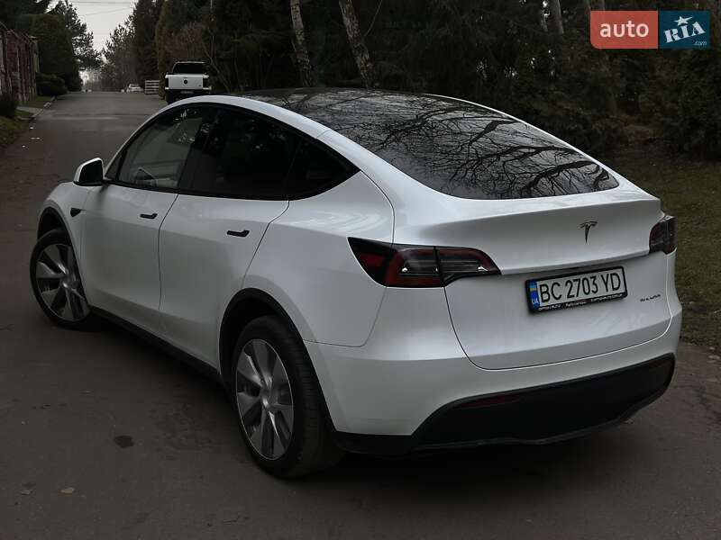 Позашляховик / Кросовер Tesla Model Y 2023 в Львові фото 6 Позашляховик / Кросовер Tesla Model Y 2023 в Львові
