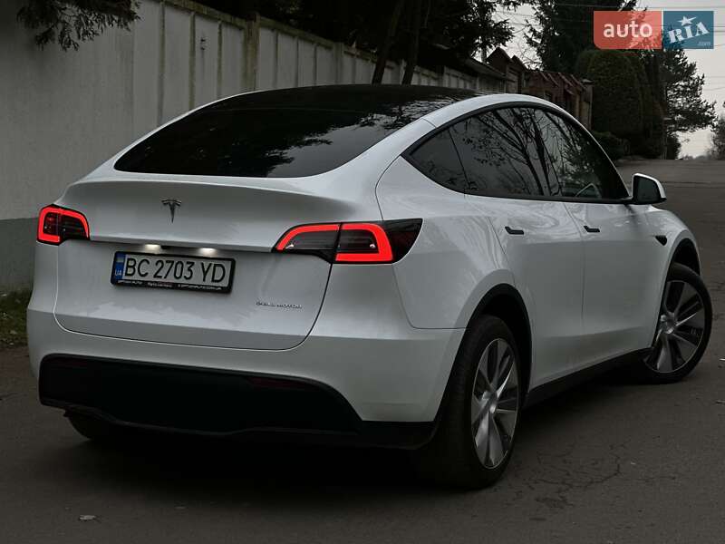 Позашляховик / Кросовер Tesla Model Y 2023 в Львові фото 10 Позашляховик / Кросовер Tesla Model Y 2023 в Львові