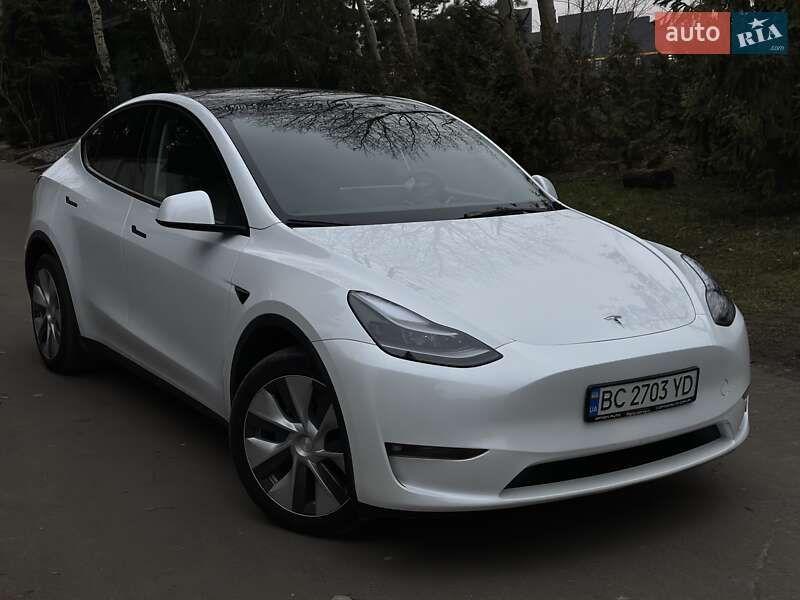 Позашляховик / Кросовер Tesla Model Y 2023 в Львові фото 16 Позашляховик / Кросовер Tesla Model Y 2023 в Львові
