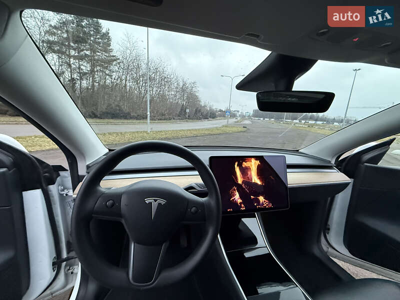 Позашляховик / Кросовер Tesla Model Y 2020 в Львові фото 11 Позашляховик / Кросовер Tesla Model Y 2020 в Львові