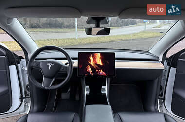 Внедорожник / Кроссовер Tesla Model Y 2020 в Львове
