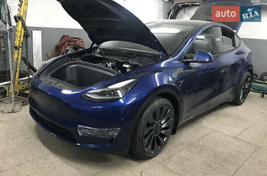 Внедорожник / Кроссовер Tesla Model Y 2021 в Виннице