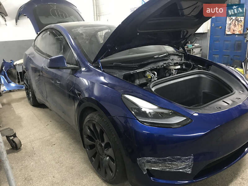 Внедорожник / Кроссовер Tesla Model Y 2021 в Виннице