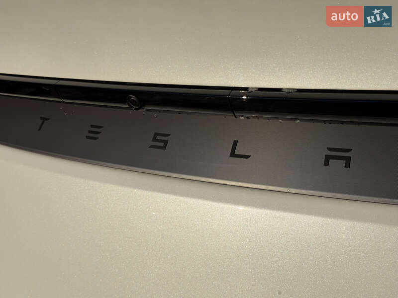 Внедорожник / Кроссовер Tesla Model Y 2025 в Ровно фото 4 Внедорожник / Кроссовер Tesla Model Y 2025 в Ровно