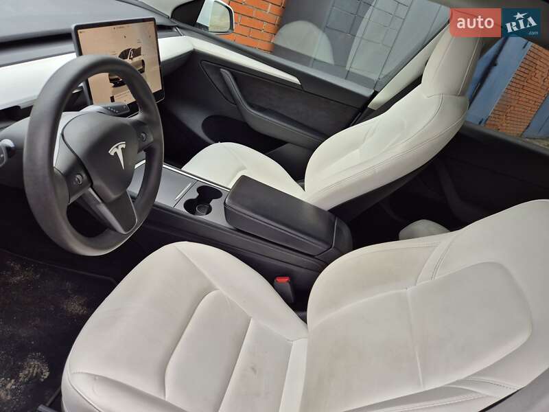 Внедорожник / Кроссовер Tesla Model Y 2023 в Днепре фото 8 Внедорожник / Кроссовер Tesla Model Y 2023 в Днепре