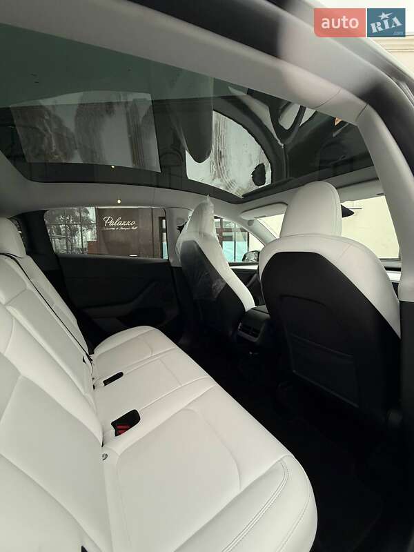 Внедорожник / Кроссовер Tesla Model Y 2024 в Черновцах фото 9 Внедорожник / Кроссовер Tesla Model Y 2024 в Черновцах