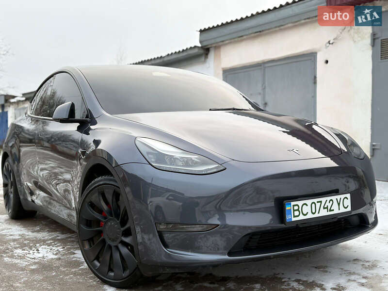 Позашляховик / Кросовер Tesla Model Y 2022 в Івано-Франківську фото 8 Позашляховик / Кросовер Tesla Model Y 2022 в Івано-Франківську