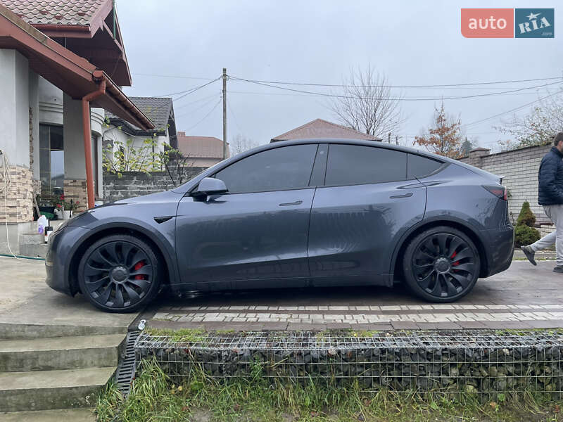 Позашляховик / Кросовер Tesla Model Y 2022 в Івано-Франківську фото 12 Позашляховик / Кросовер Tesla Model Y 2022 в Івано-Франківську