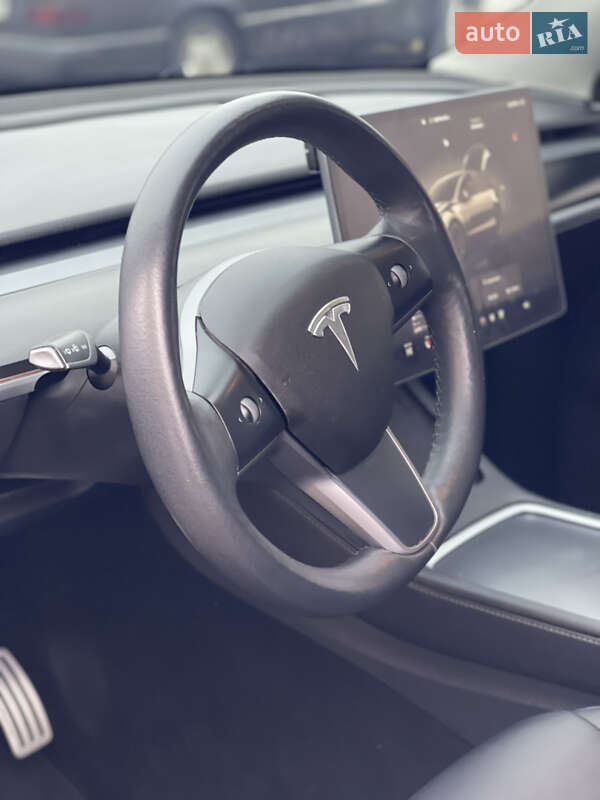 Позашляховик / Кросовер Tesla Model Y 2022 в Івано-Франківську фото 17 Позашляховик / Кросовер Tesla Model Y 2022 в Івано-Франківську