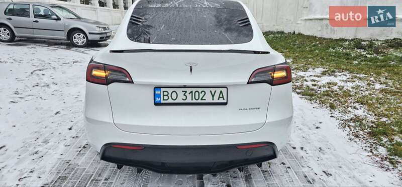 Позашляховик / Кросовер Tesla Model Y 2023 в Тернополі