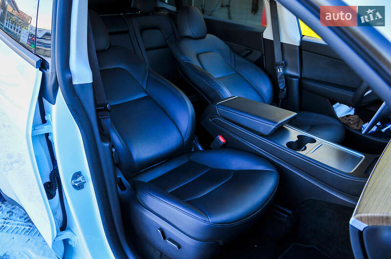 Внедорожник / Кроссовер Tesla Model Y 2024 в Трускавце фото 42 Внедорожник / Кроссовер Tesla Model Y 2024 в Трускавце