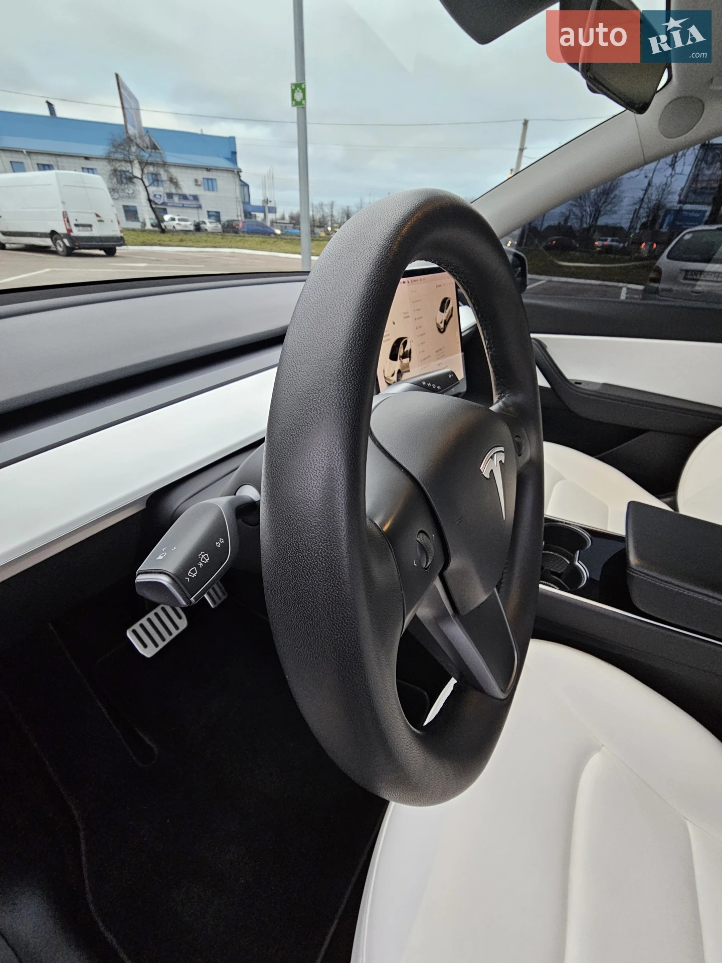 2020 Tesla Model Y - мініатюра 13