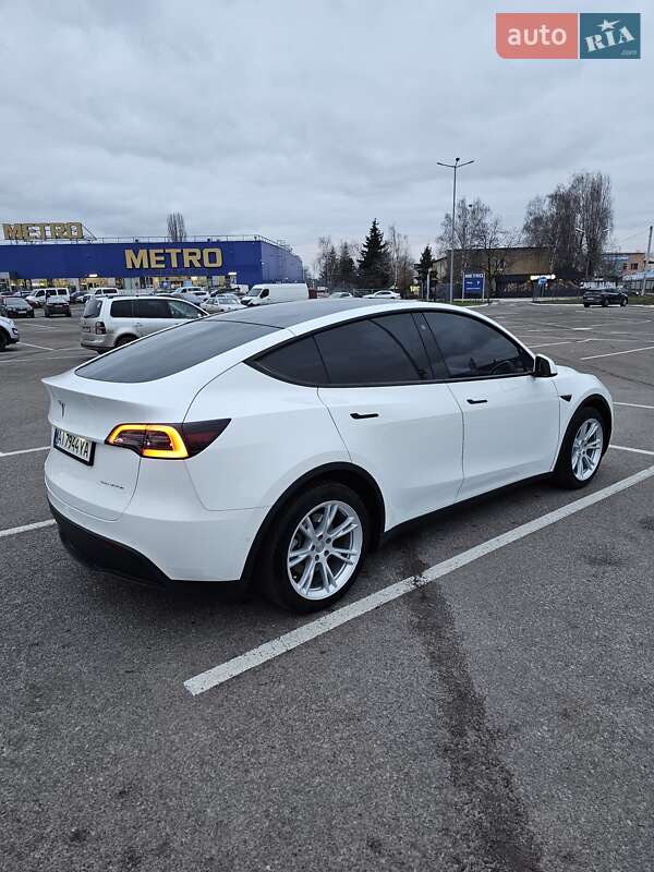 Внедорожник / Кроссовер Tesla Model Y 2020 в Житомире