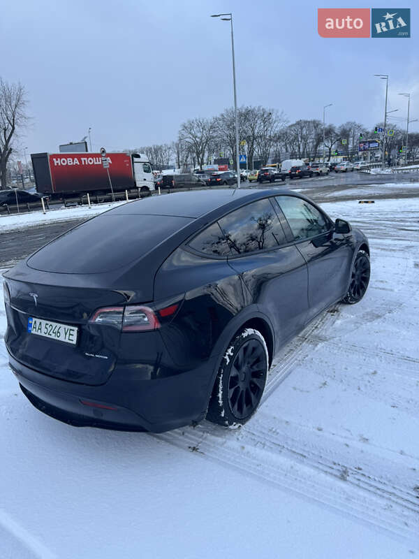Внедорожник / Кроссовер Tesla Model Y 2022 в Киеве
