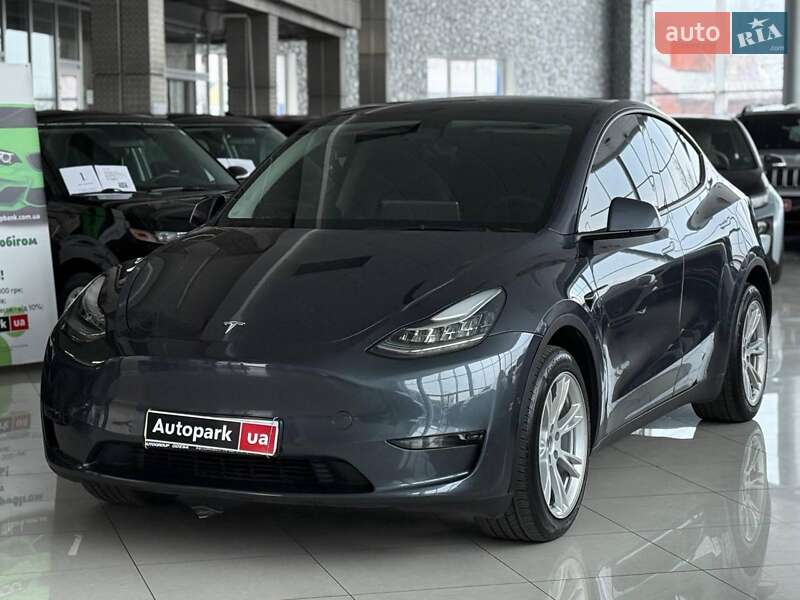 Tesla Model Y 2022