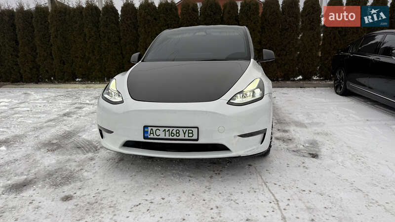 Внедорожник / Кроссовер Tesla Model Y 2024 в Луцке