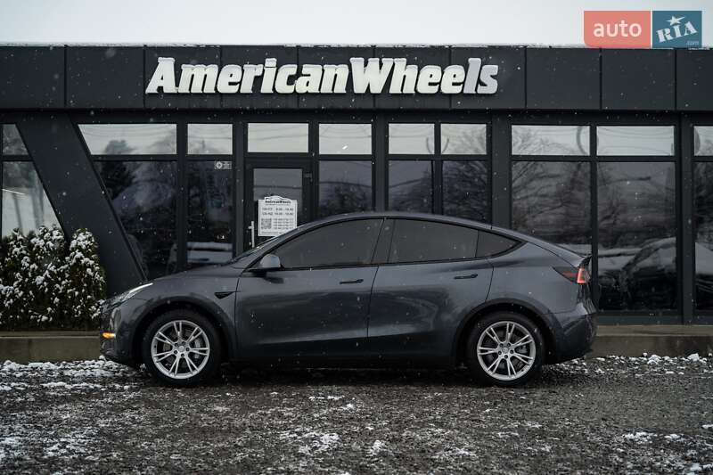 Позашляховик / Кросовер Tesla Model Y 2020 в Чернівцях фото 4 Позашляховик / Кросовер Tesla Model Y 2020 в Чернівцях