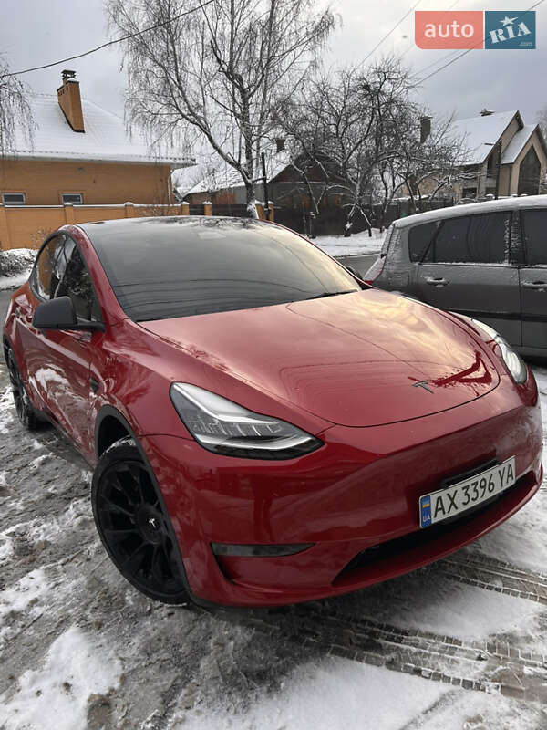 Tesla Model Y 2022