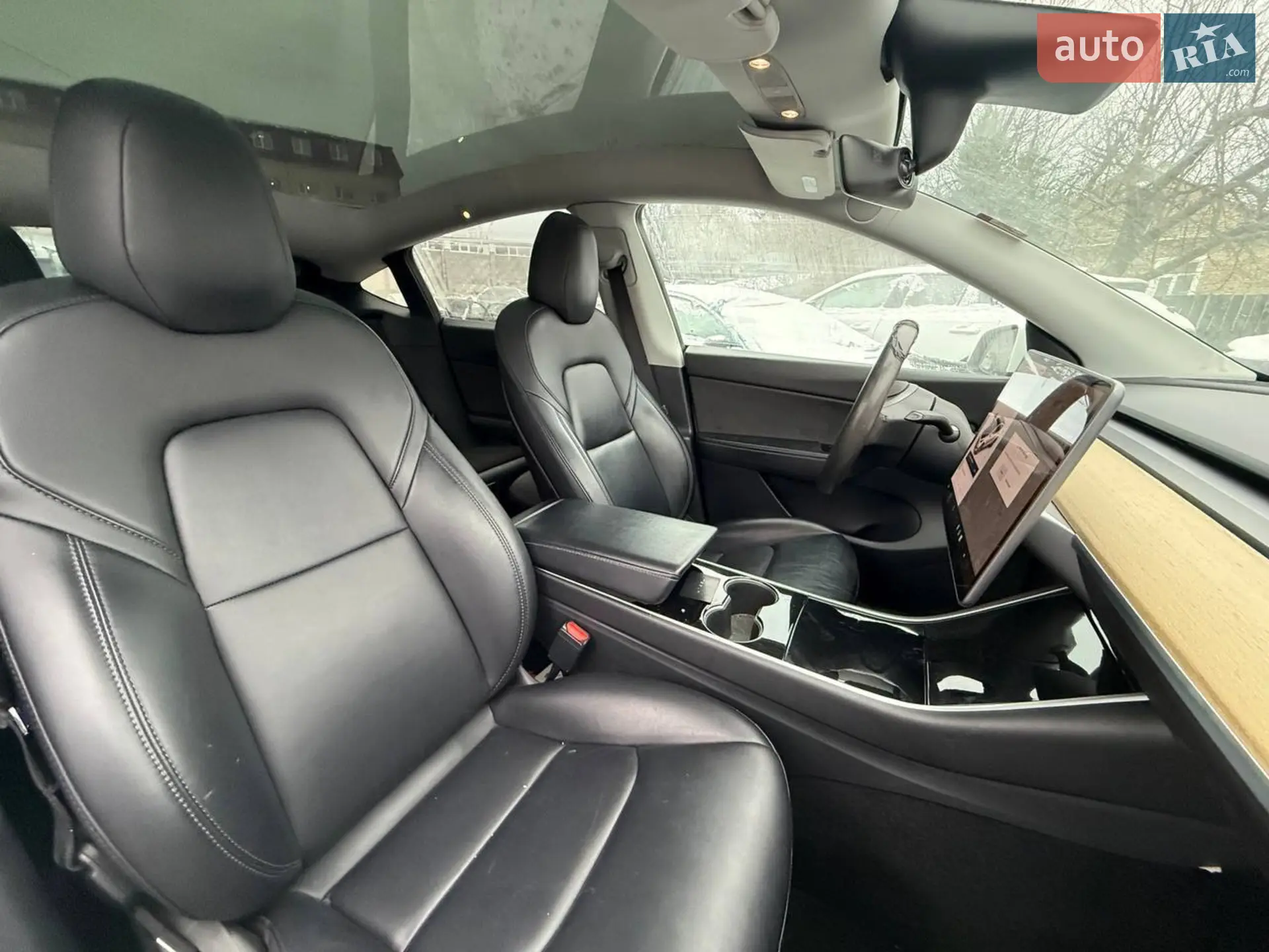 2020 Tesla Model Y - мініатюра 9