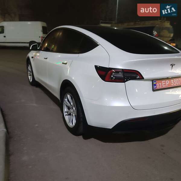 Внедорожник / Кроссовер Tesla Model Y 2021 в Тернополе